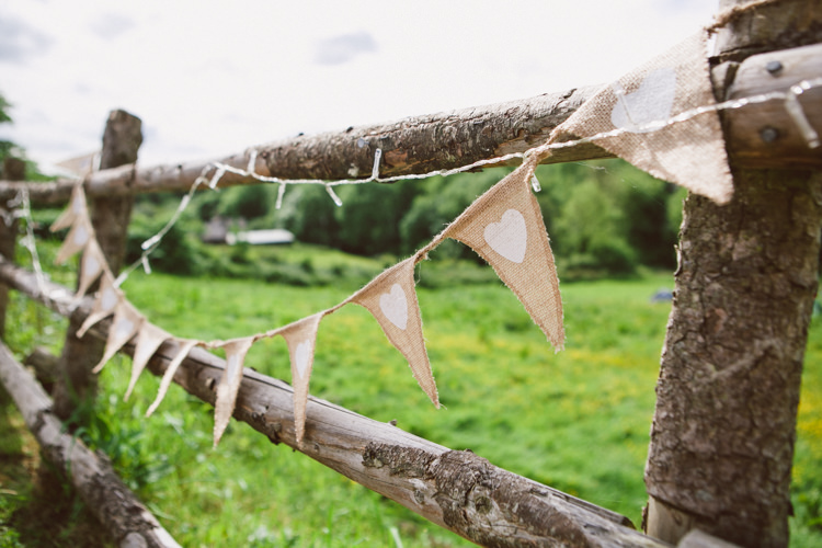 Woodland Farm Camp Wedding http://emmastonerweddings.com/
