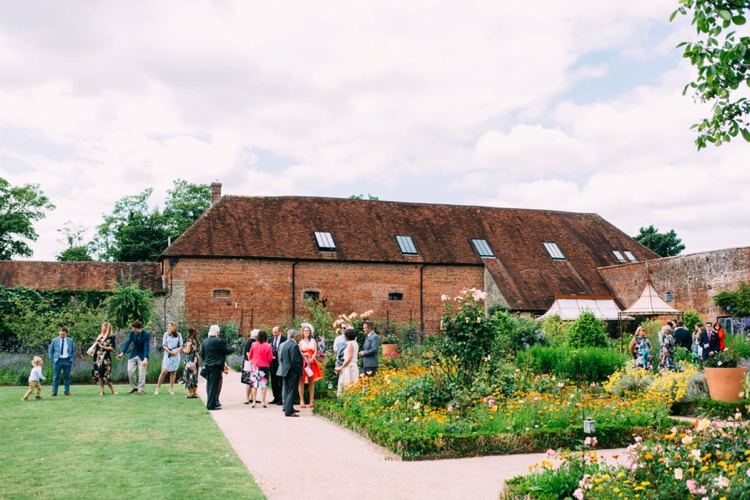 Colourful Mexican Garden Wedding http://jennifersmithphotography.co.uk/