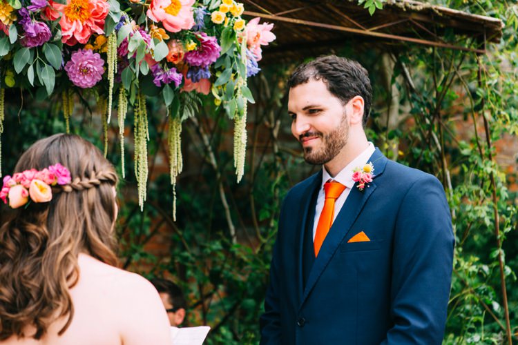 Colourful Mexican Garden Wedding http://jennifersmithphotography.co.uk/