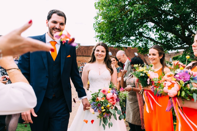 Colourful Mexican Garden Wedding http://jennifersmithphotography.co.uk/