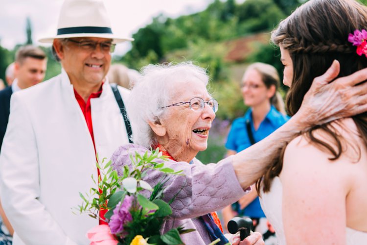 Colourful Mexican Garden Wedding http://jennifersmithphotography.co.uk/