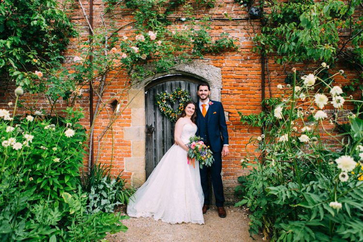 Colourful Mexican Garden Wedding http://jennifersmithphotography.co.uk/