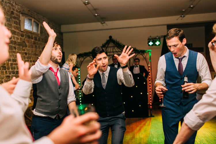 Colourful Mexican Garden Wedding http://jennifersmithphotography.co.uk/