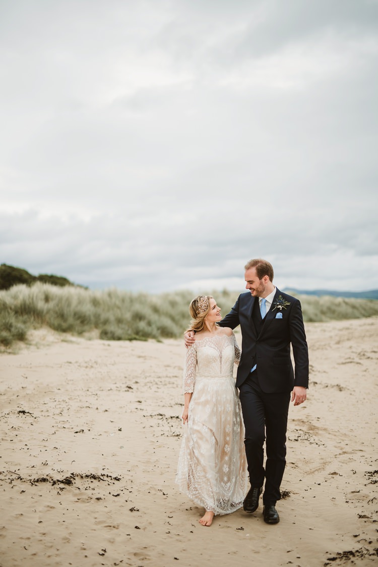 Homely Ethereal Intimate Country House Wedding https://www.photosligo.com/