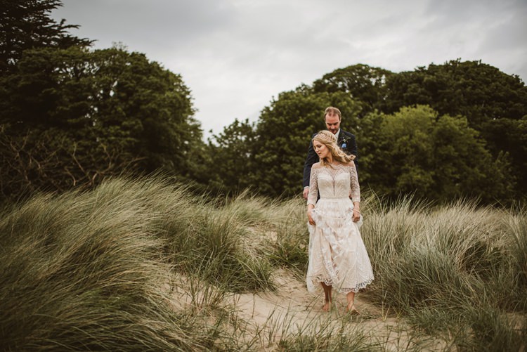 Homely Ethereal Intimate Country House Wedding https://www.photosligo.com/