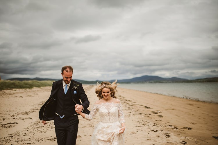 Homely Ethereal Intimate Country House Wedding https://www.photosligo.com/
