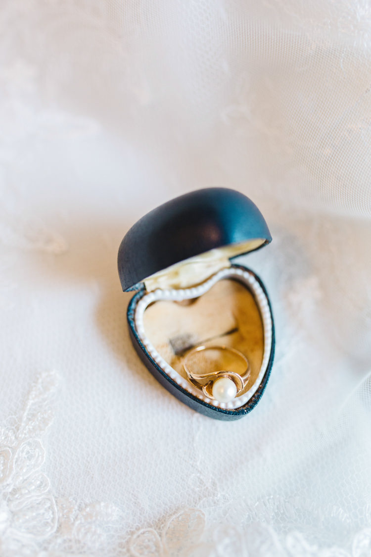 Pearl Engament Ring Heart Box The Prettiest Spring Barn Pastels Wedding https://www.thegibsonsphotography.co.uk/