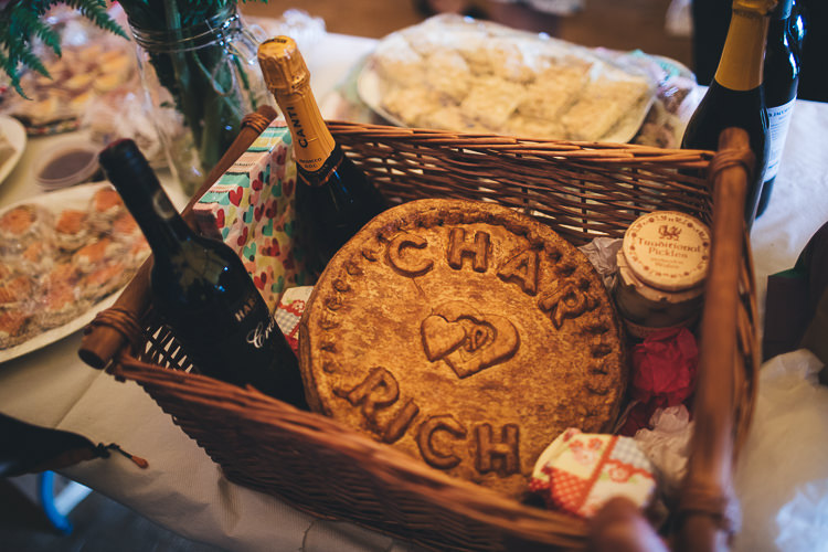 Autumn Inspiration Personalised Pie Picnic Basket http://www.mikeplunkettphotography.com/