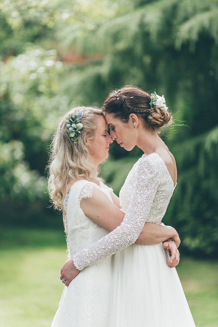 Hair Bride Bridal Flowers Up Do Down Loose Waves Beautiful Floral Bohemian Garden Wedding http://rachellambertphotography.co.uk/