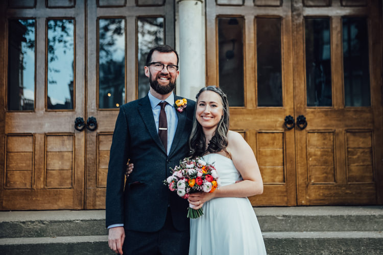 Festoons Gold Sequin City Party Wedding http://septemberpictures.com/
