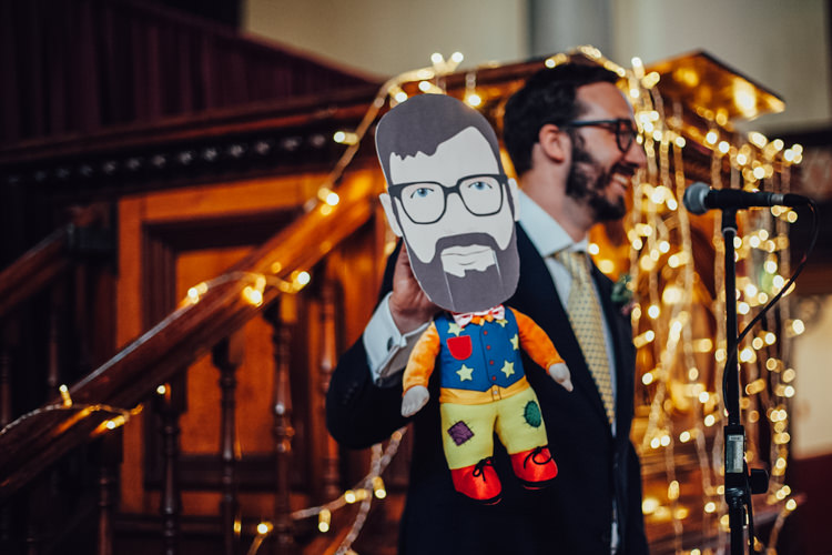 Festoons Gold Sequin City Party Wedding http://septemberpictures.com/