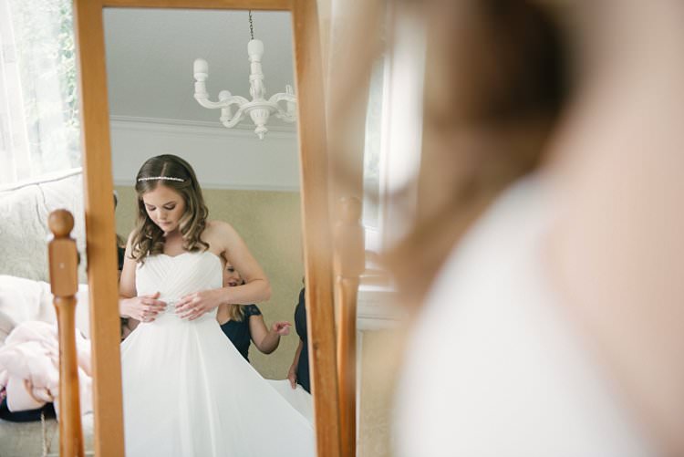 Crafty Pretty Pastel Budget Wedding http://lilysawyer.com/