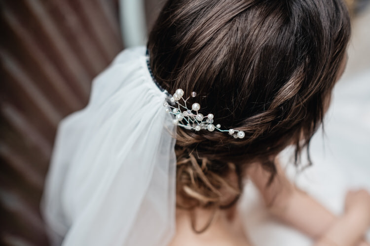 Twinkling Rustic DIY Barn Wedding https://www.harperscottphoto.com/
