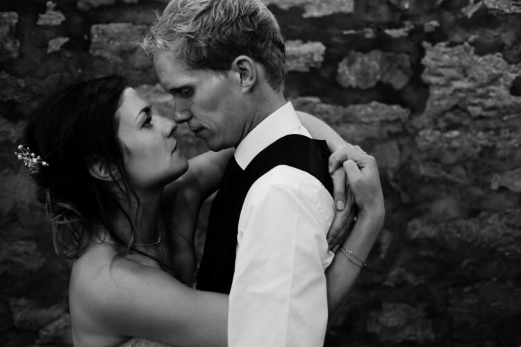 Twinkling Rustic DIY Barn Wedding https://www.harperscottphoto.com/