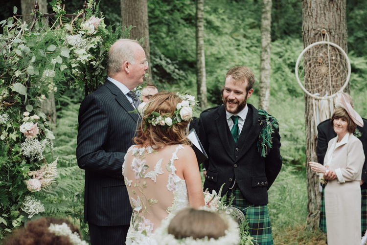 Enchanting Ancient Forest Wedding http://donnamurrayphotography.com/