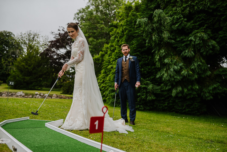 Crazy Golf Boho Funfair Floral Country Wedding https://www.jonnybarratt.com/