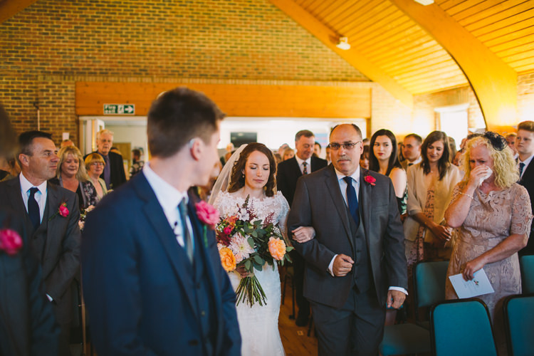 Fairy Lights Vibrant Florals Summer Barn Wedding https://www.oliviajudah.co.uk/