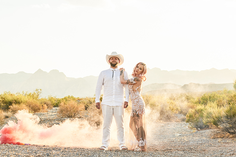 Hip Elvis Las Vegas Destination Wedding http://www.roseimages.co.uk/