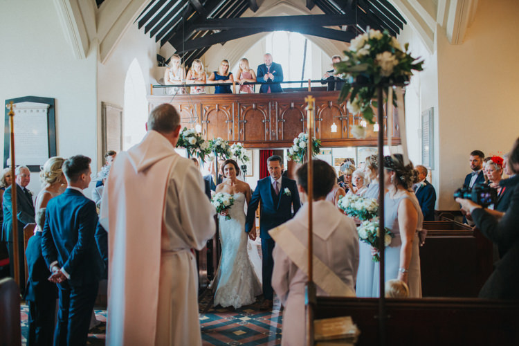 Chic Romantic Florals Candlelight Wedding http://lisawebbphotography.co.uk/