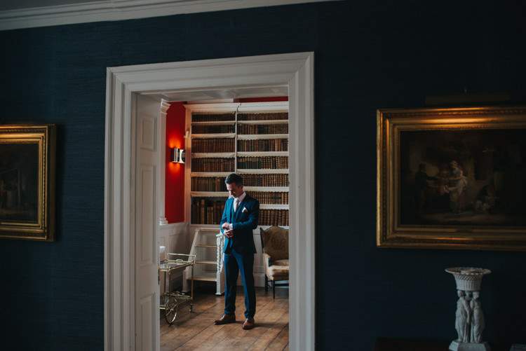 Chic Romantic Florals Candlelight Wedding http://lisawebbphotography.co.uk/