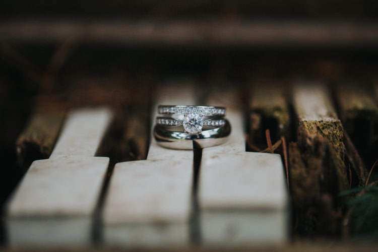 Chic Romantic Florals Candlelight Wedding http://lisawebbphotography.co.uk/