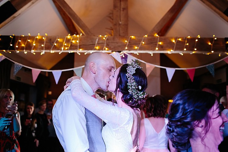 Grey Lavender Blush Country Restaurant Wedding http://www.whelanphotography.co.uk/