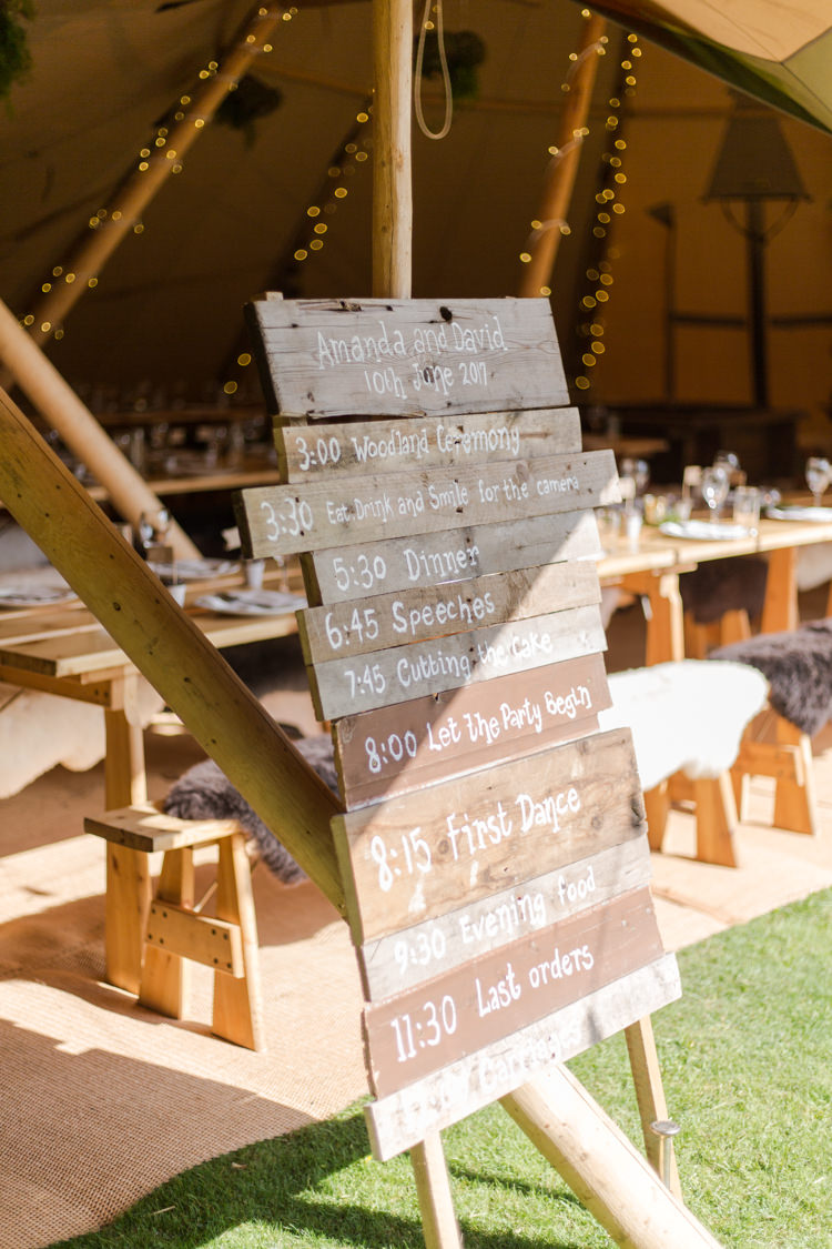 Order Of Day Wood DIY Sign Signage Board Natural Outdoor Tipi Wedding https://www.ad-photography.co.uk/