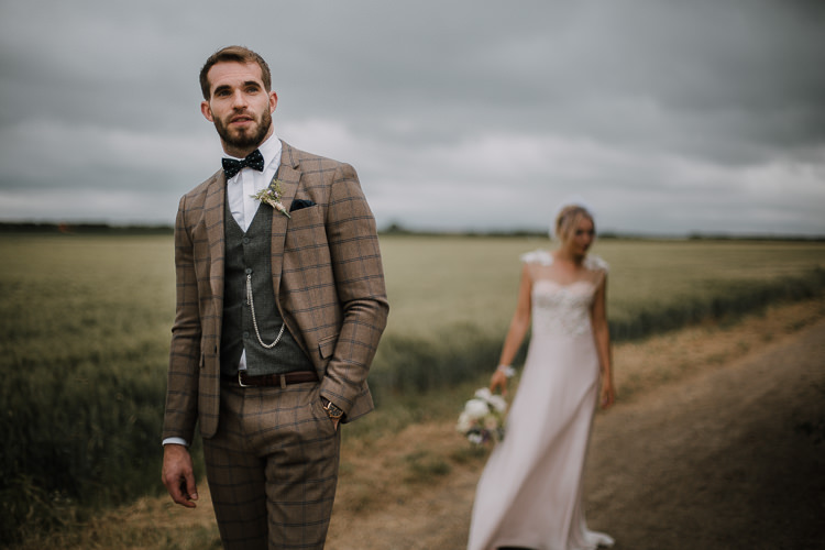Groom Suit Brown Check Suit Bow Tie Vintage Circus Funfair Wedding http://theliferomantic.co.uk/
