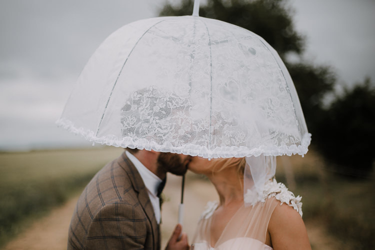 Vintage Circus Funfair Wedding http://theliferomantic.co.uk/