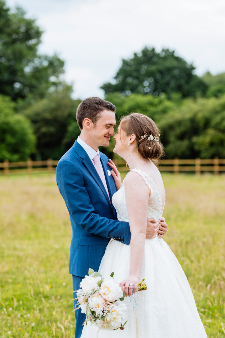 Cute Summer Festival Tipi Wedding http://www.daffodilwaves.co.uk/