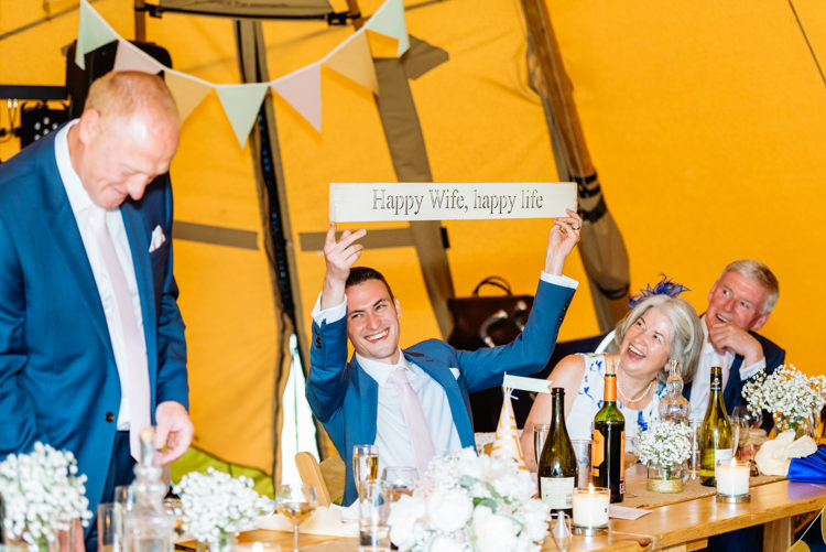 Cute Summer Festival Tipi Wedding http://www.daffodilwaves.co.uk/