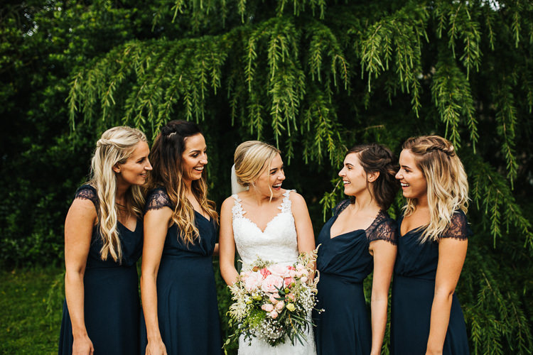 Exquisite Relaxed Rustic Barn Wedding http://www.emiliemay.com/