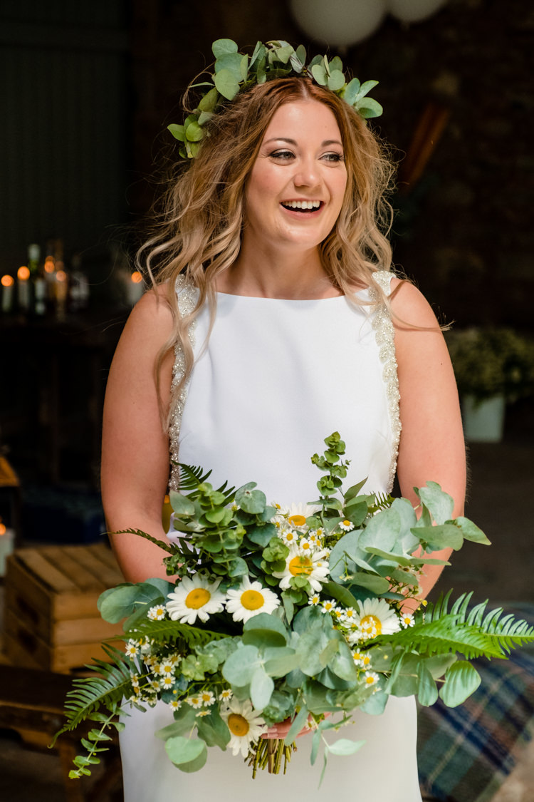 Bride Flower Crown Bouquet Greenery Foliage Daisy Fern Boho Eucalyptus Green White Modern Wedding http://www.euanrobertsonweddings.com/