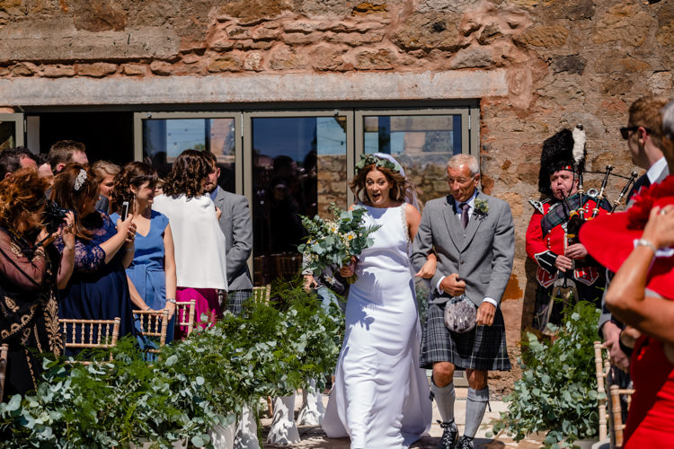 Boho Eucalyptus Green White Modern Wedding http://www.euanrobertsonweddings.com/