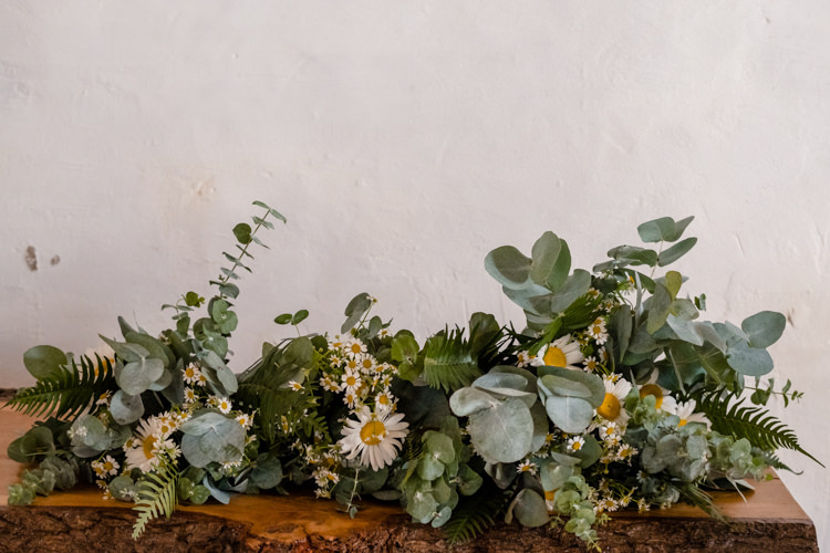 Flowers Decor Ferns Greenery Foliage Boho Eucalyptus Green White Modern Wedding http://www.euanrobertsonweddings.com/