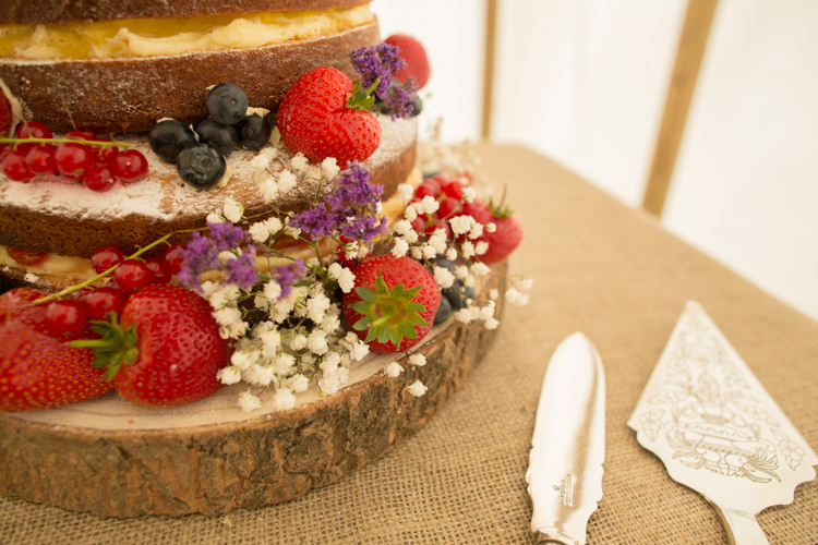 Quirky Rustic Farm Wedding https://ragdollphotography.co.uk/
