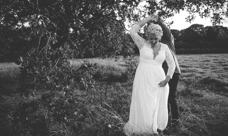 Quirky Rustic Farm Wedding https://ragdollphotography.co.uk/