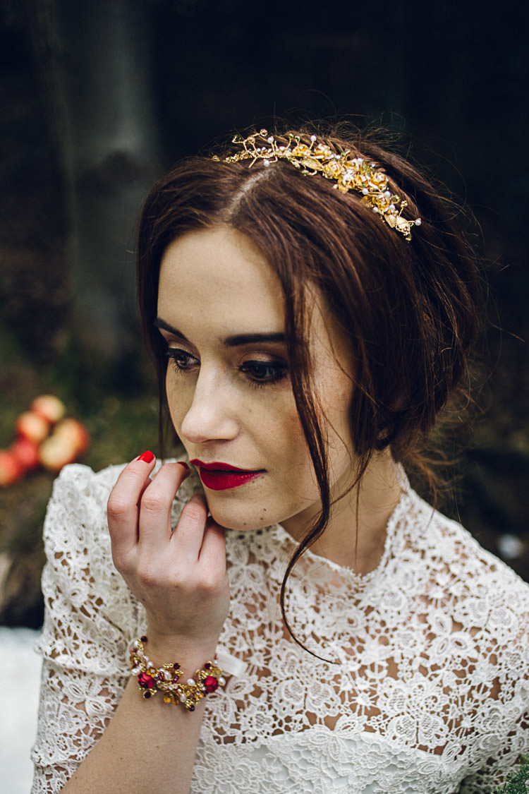 Make Up Beauty Red Lips Bride Bridal Magical Snow White Woodland Wedding Ideas https://www.chloeleephoto.co.uk/