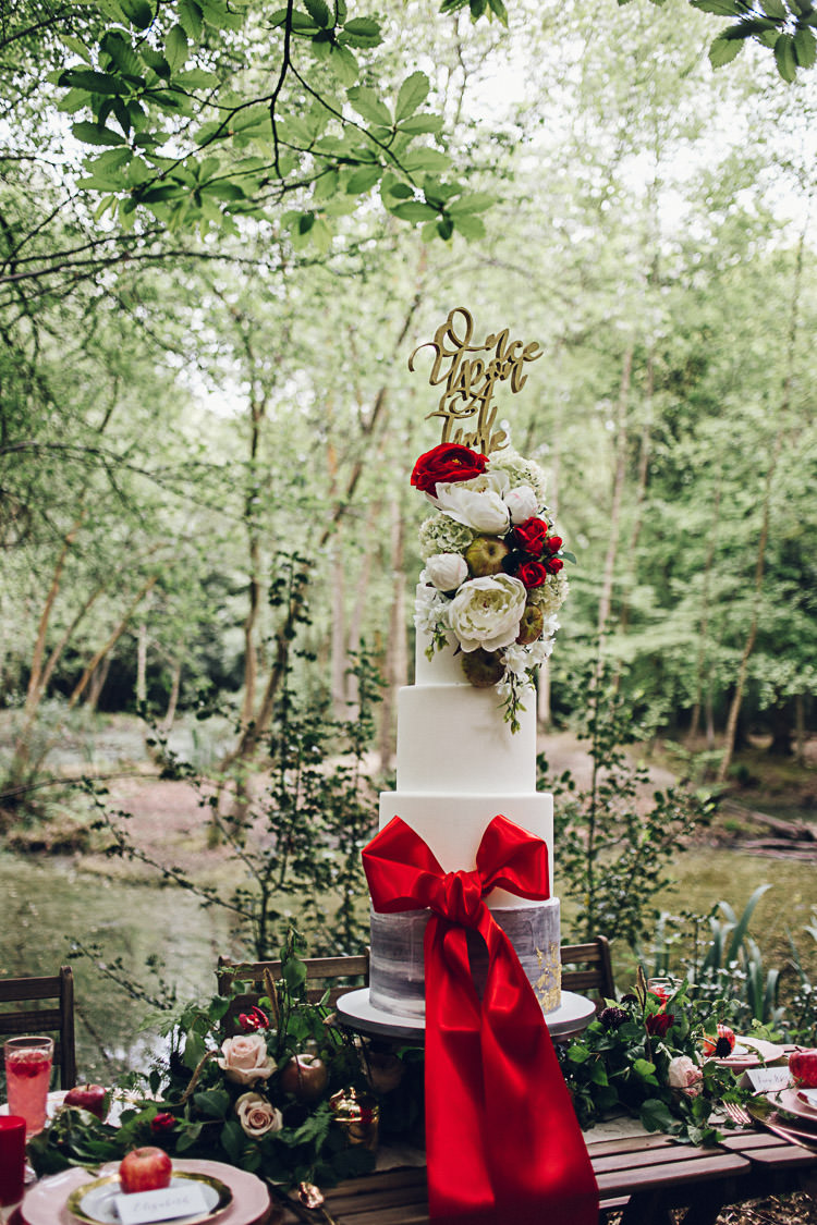 Tall Five Tier Cake Ribbon Red Magical Snow White Woodland Wedding Ideas https://www.chloeleephoto.co.uk/