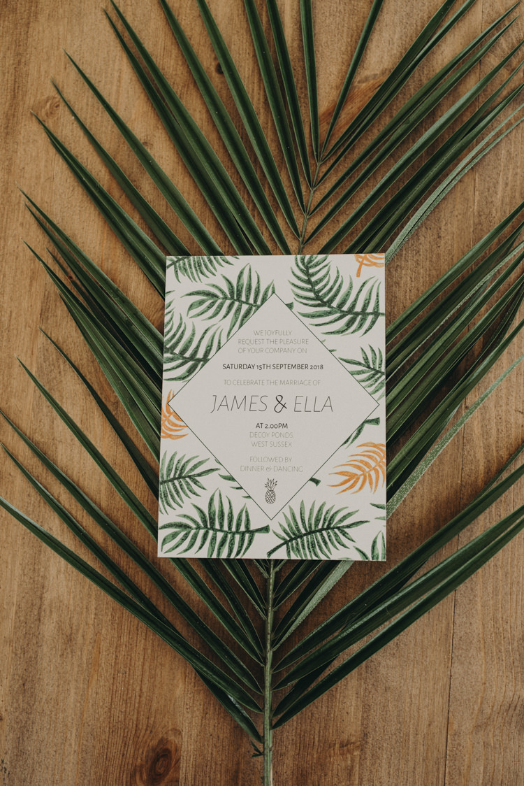 Vibrant Tropical Wedding Ideas http://foto-memories.co.uk/