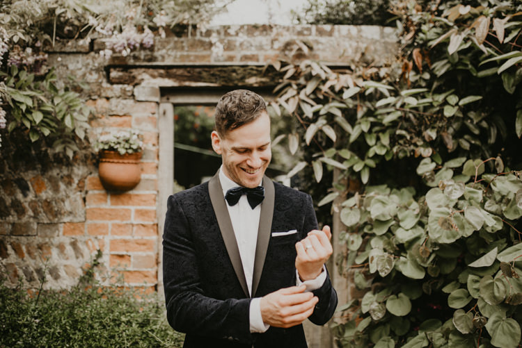 Groom Tux Tuxedo Velvet Jacket Bow Tie Vibrant Tropical Wedding Ideas http://foto-memories.co.uk/