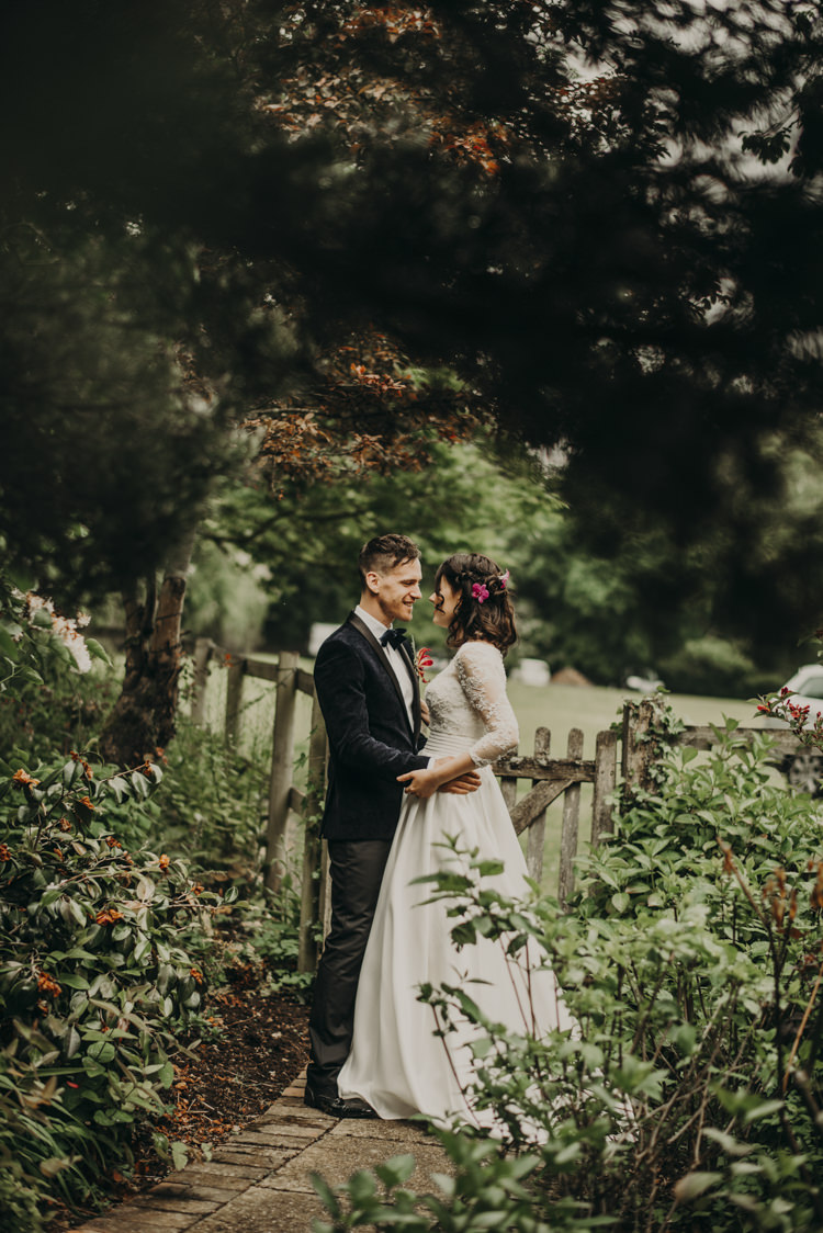Vibrant Tropical Wedding Ideas http://foto-memories.co.uk/