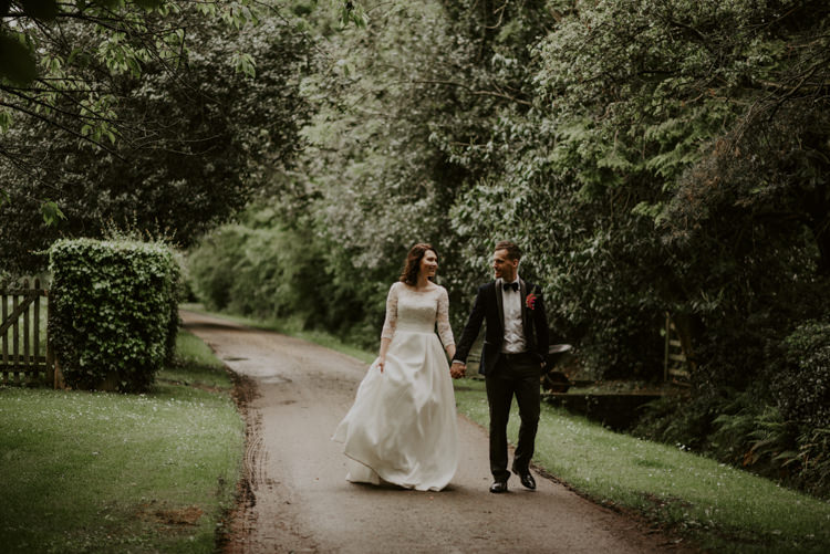 Vibrant Tropical Wedding Ideas http://foto-memories.co.uk/