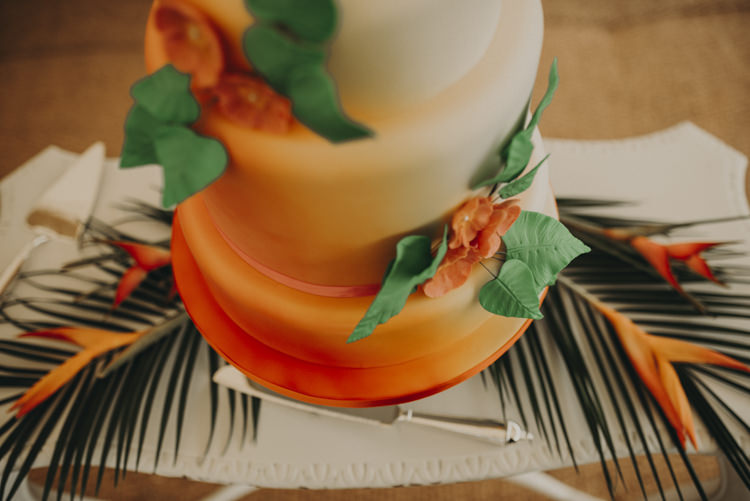 Ombre Orange Cake Flowers Leaves Vibrant Tropical Wedding Ideas http://foto-memories.co.uk/