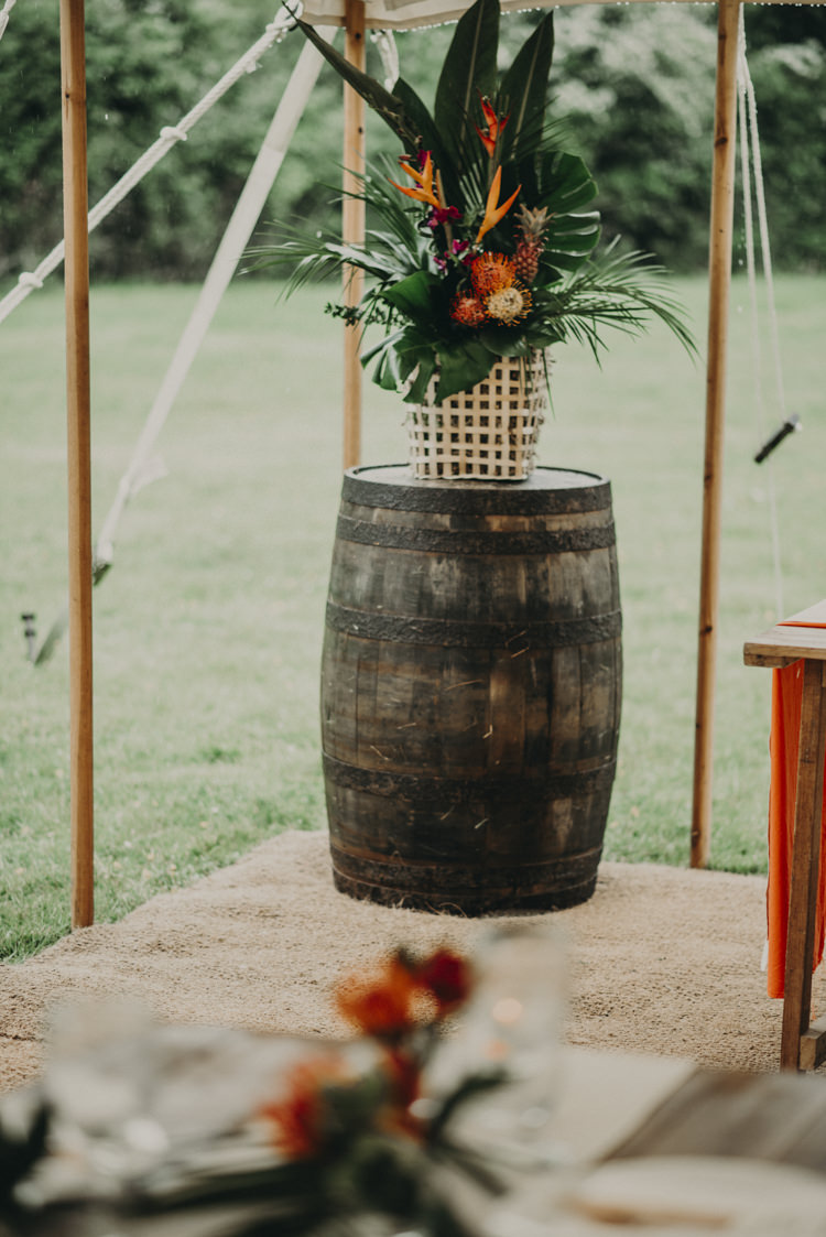 Vibrant Tropical Wedding Ideas http://foto-memories.co.uk/