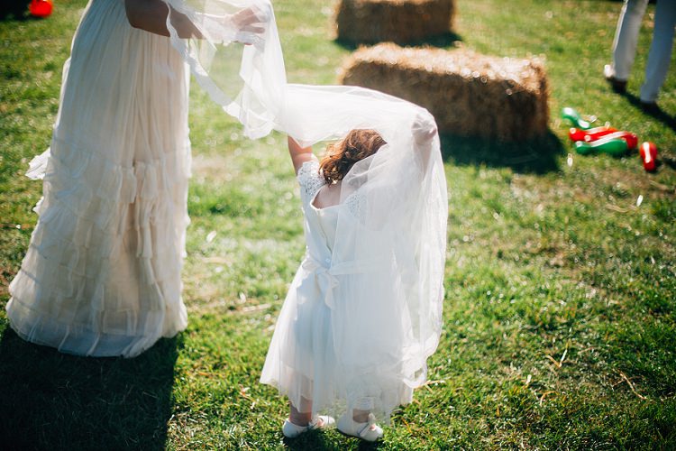 Eco Friendly Floral Filled Wedding http://kellyjphotography.co.uk/