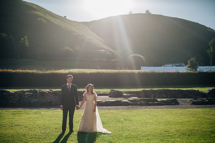 Eco Friendly Floral Filled Wedding http://kellyjphotography.co.uk/