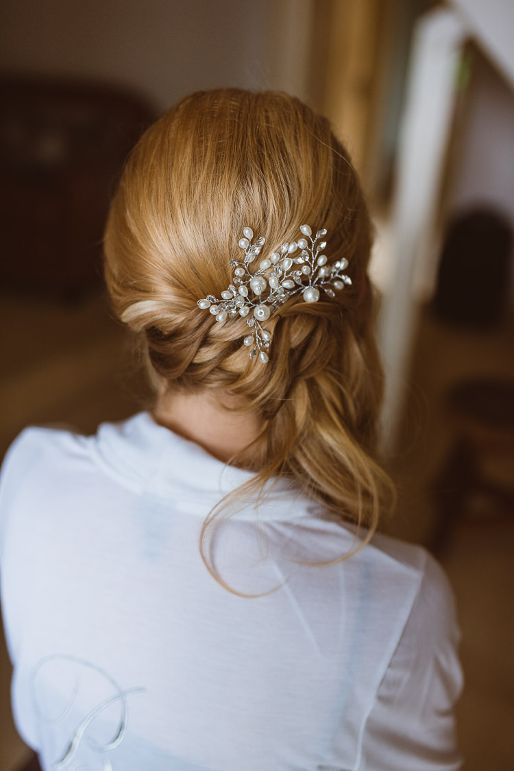 Hair Bride Bridal Style Accessory Laid Back Summer Garden Party Wedding Stretch Tent http://joemallenphotography.co.uk/