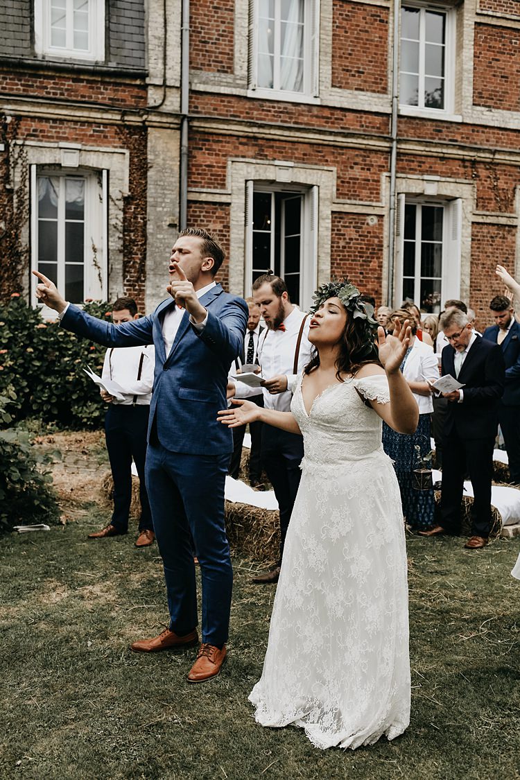 Rustic Greenery Copper Chateau Wedding in France http://hindmari.com/