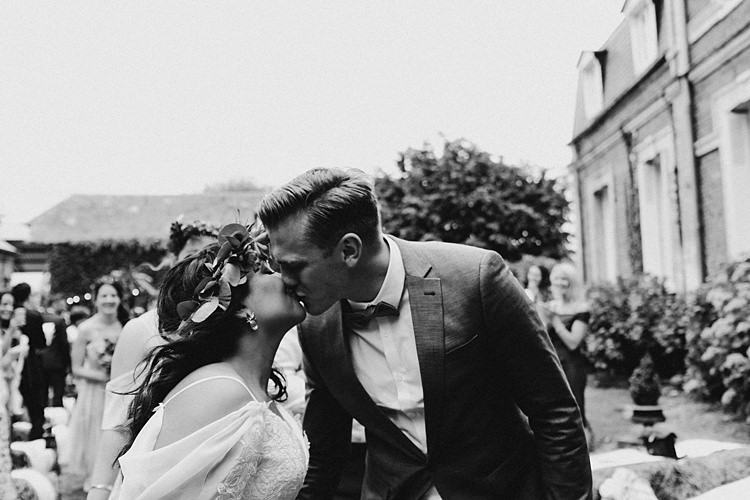 Rustic Greenery Copper Chateau Wedding in France http://hindmari.com/